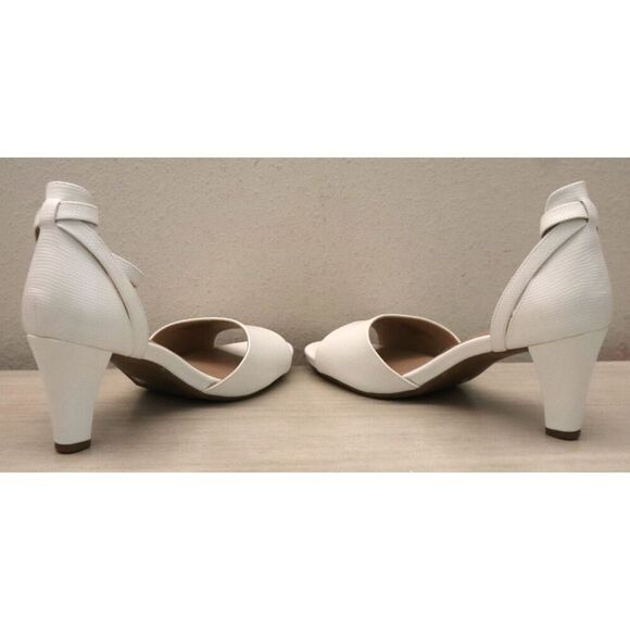 Giani Bernini Women's Sz 11M White Lizard Clarrice Memory Foam Dress Sandals - Picture 11 of 15